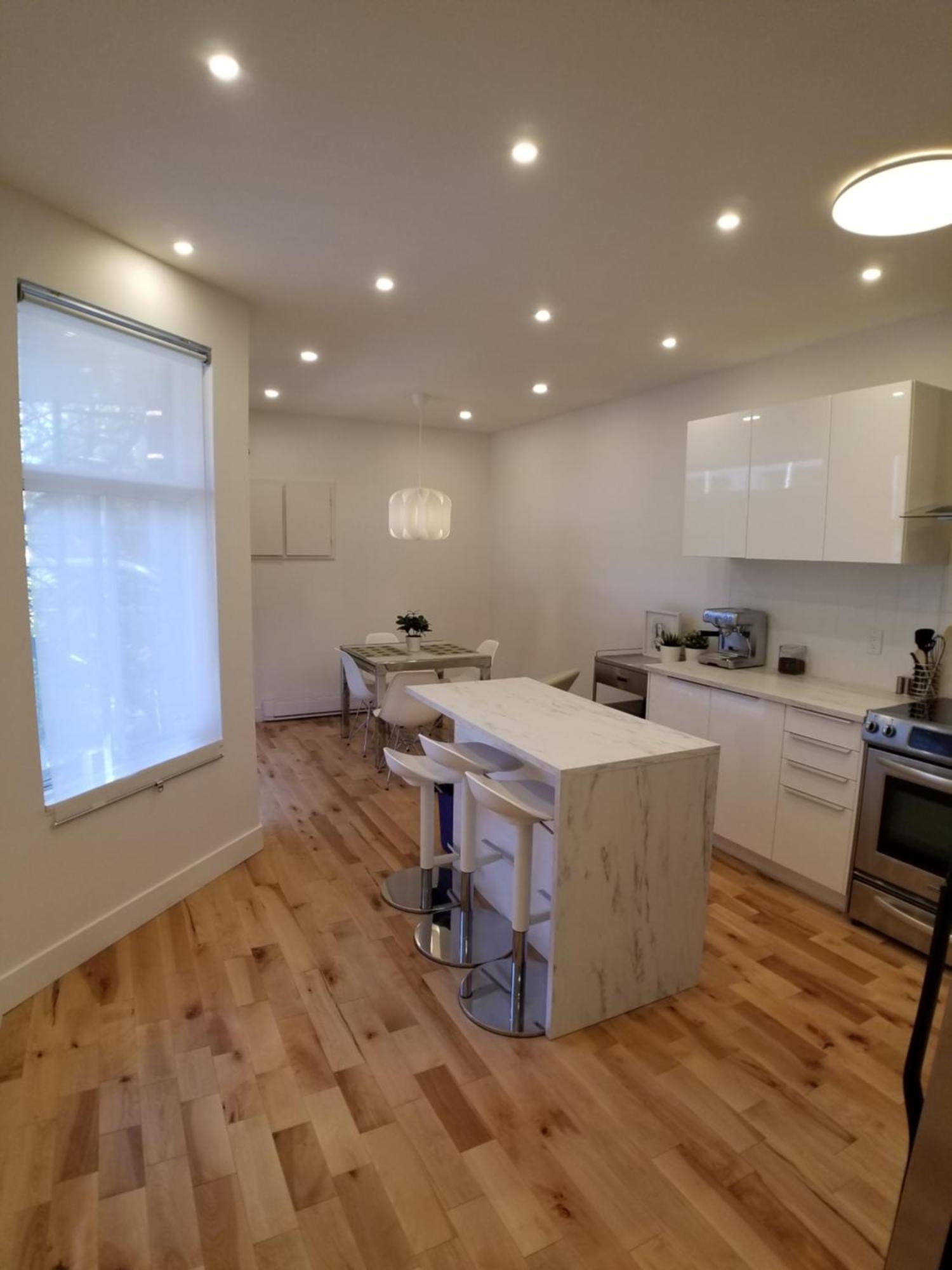 3 Bedroom Near Olympic Stadium Montreal Exterior photo