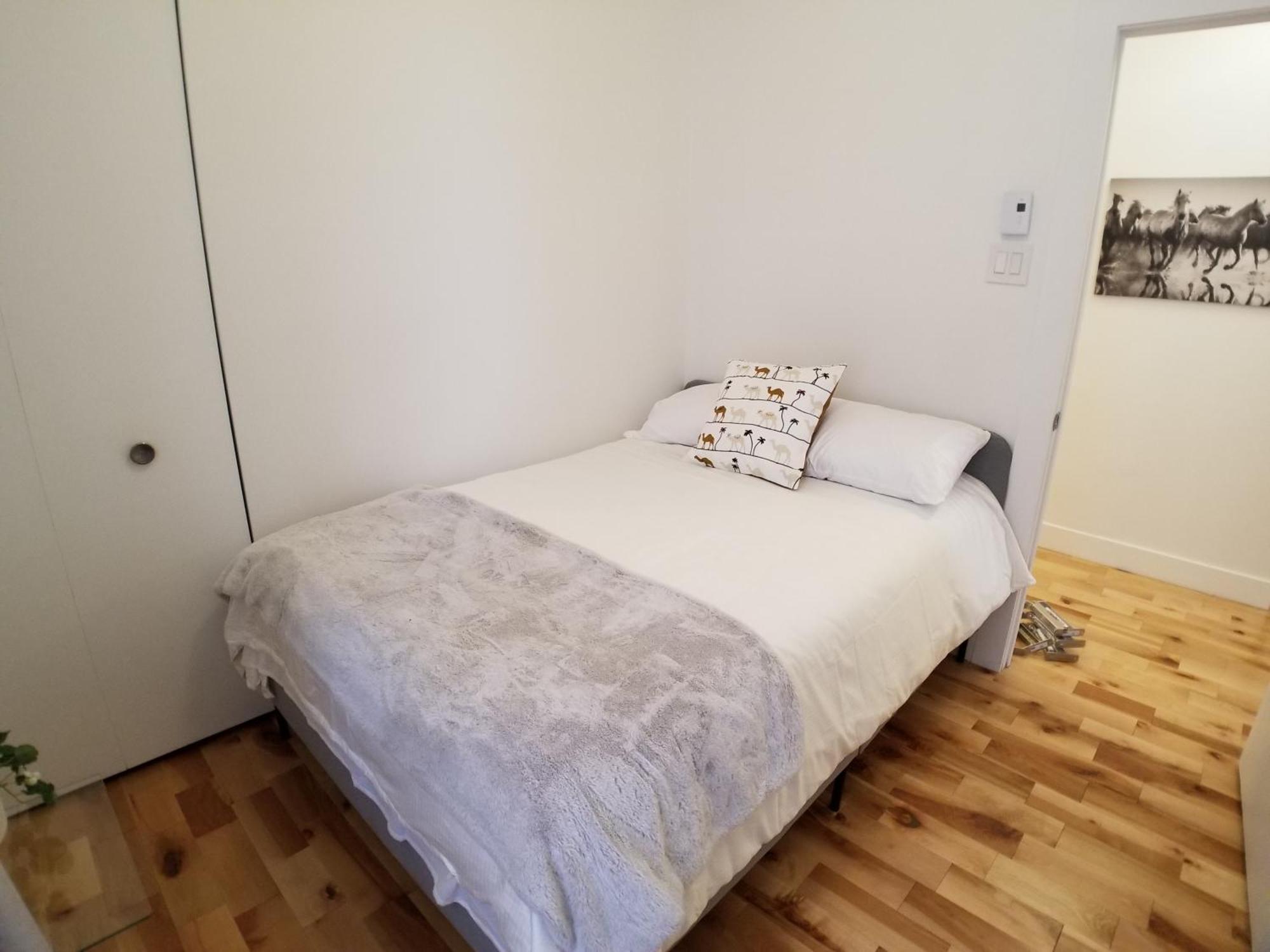 3 Bedroom Near Olympic Stadium Montreal Exterior photo